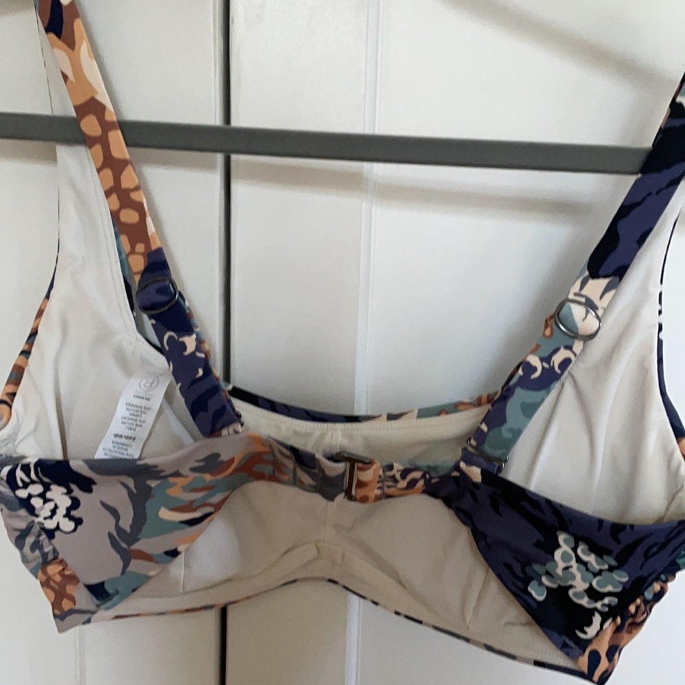 Athlete Bikini - Picture 2 of 5